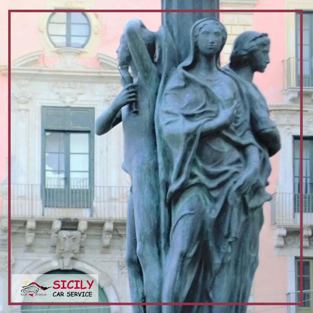 Piazza Universita': Catania tour